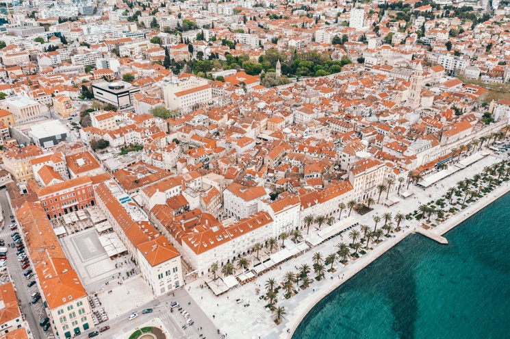 Crucero supremo One-Way de Dubrovnik a Split en Adriatic King